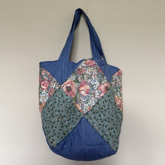 VINTAGE 90S QUILTED HANDMADE TOTE BOOK BAG PATCHWORK QUILTED COTTAGECORE BOHO MD - Picture 2 of 8